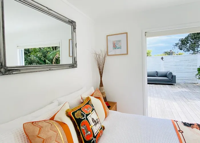 Surfdale Serenity - Bed & Breakfast